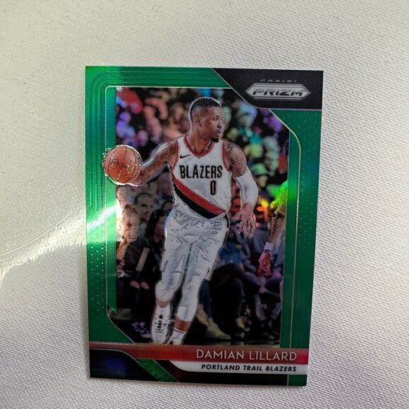2018-19 Panini Prizm Prizms Green Damian Lillard 81 - Picture 1 of 5